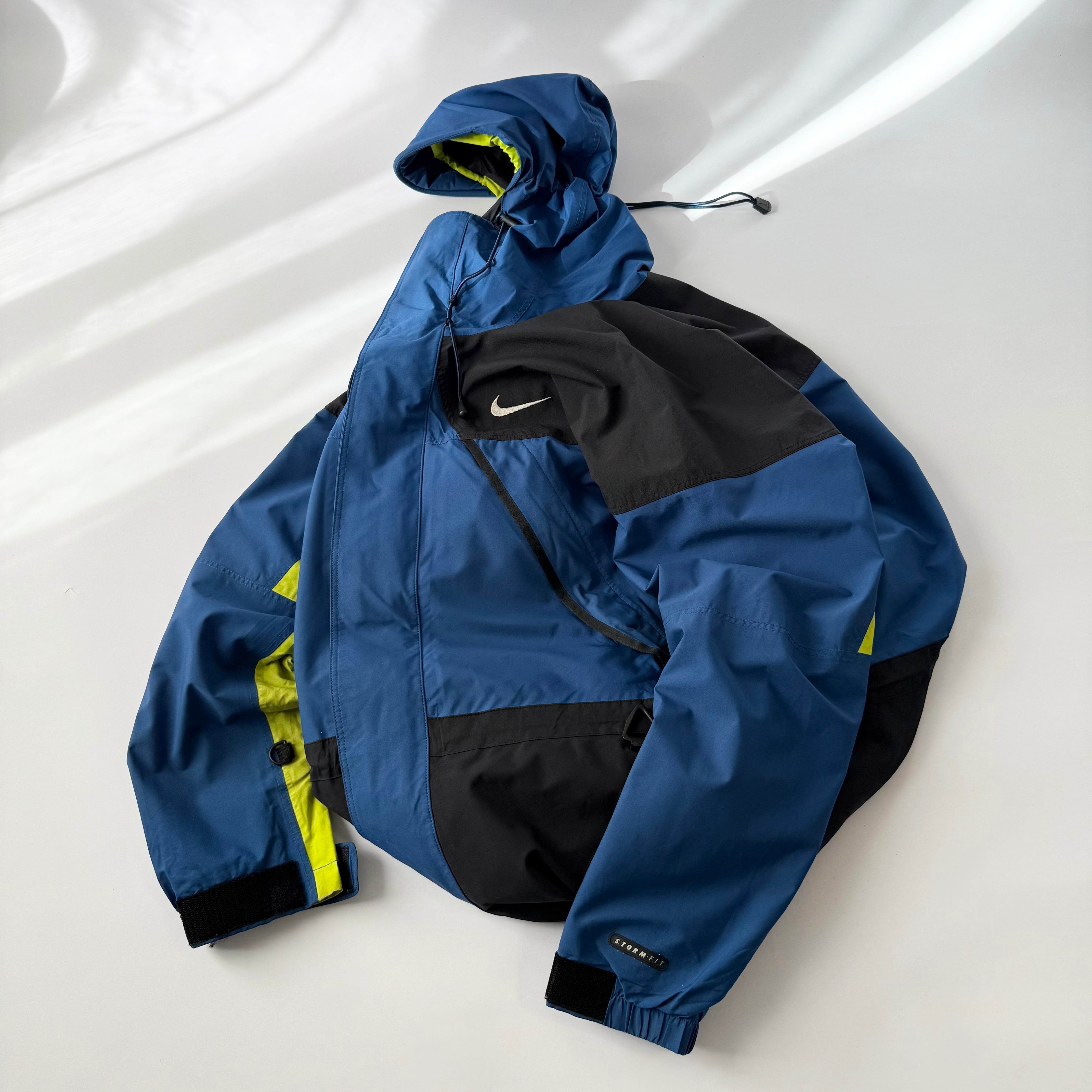 90s〜00s NIKE ACG ナノテック　ナイロンジャケット　LAYER3 00s NIKE ACG Outer Layer 3 Mountain Jacket | minnatakusanmitene