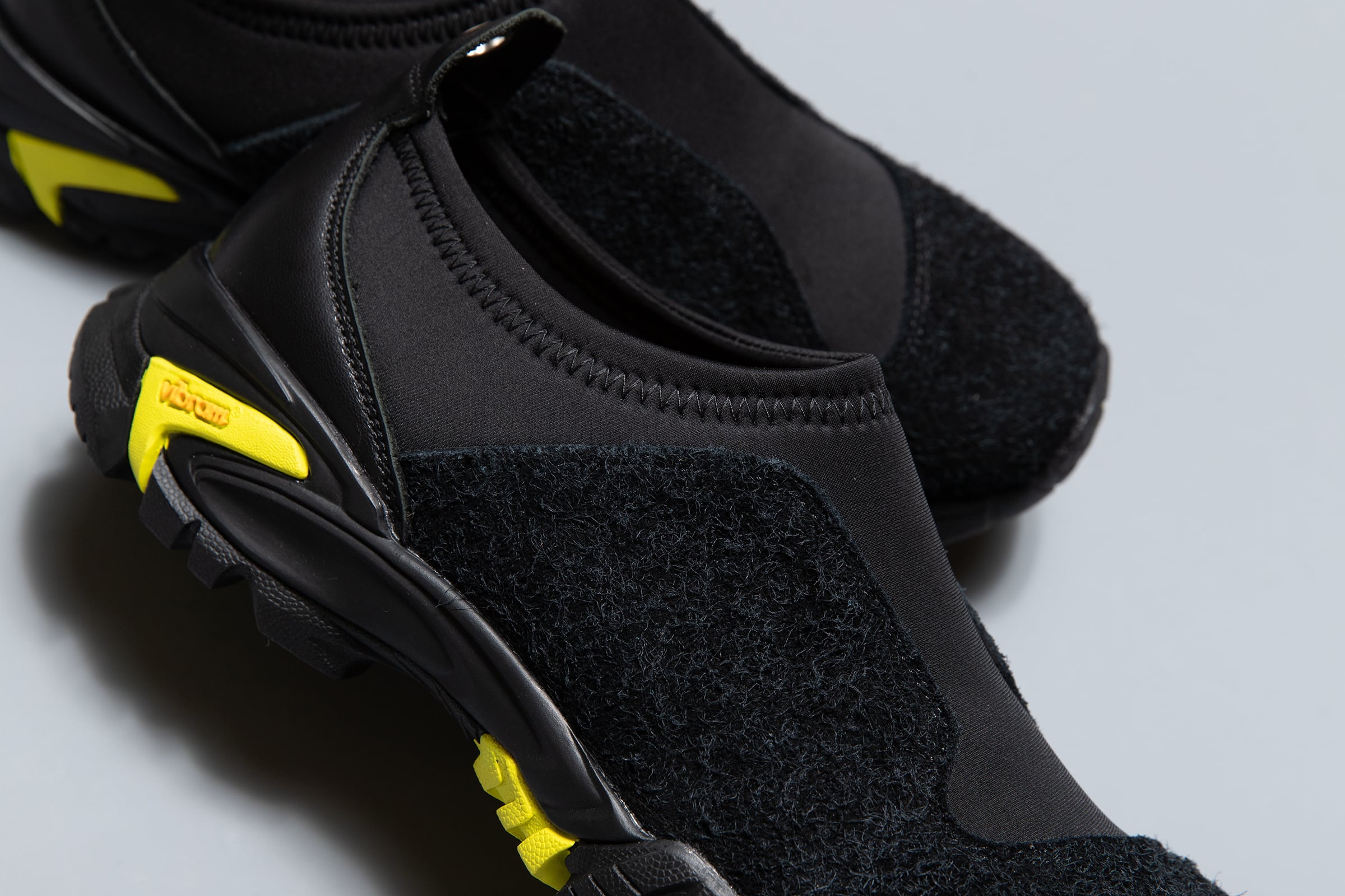 pg TRAIL MOC | BLK | PLAYGROUND | スニーカーショップ