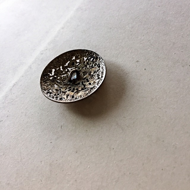 19世紀 フランス 3.1c 銀と金の花園と透かし彫りボタン シルバープレート アンティーク