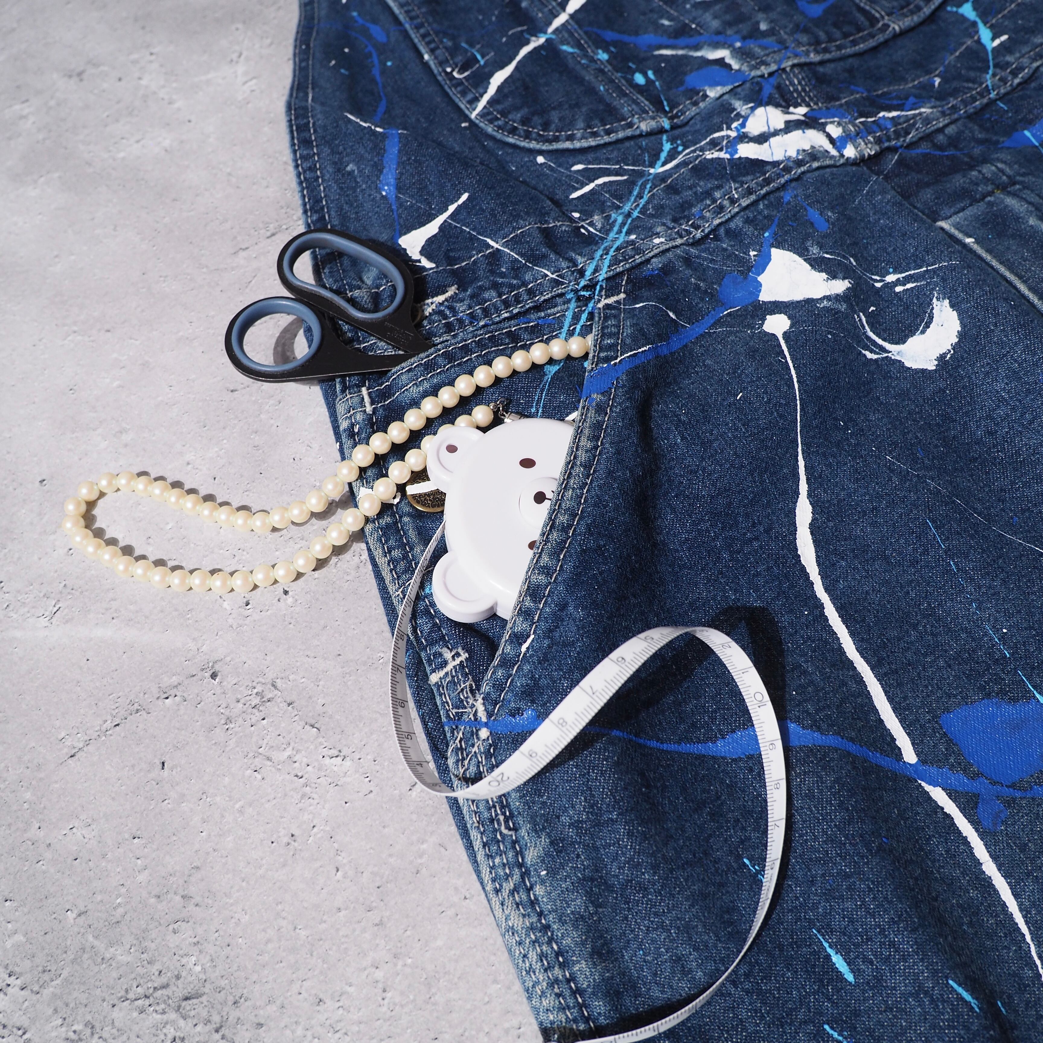 1990s ” Roebucks ” Hand painted Design vintage loose silhouette Over all