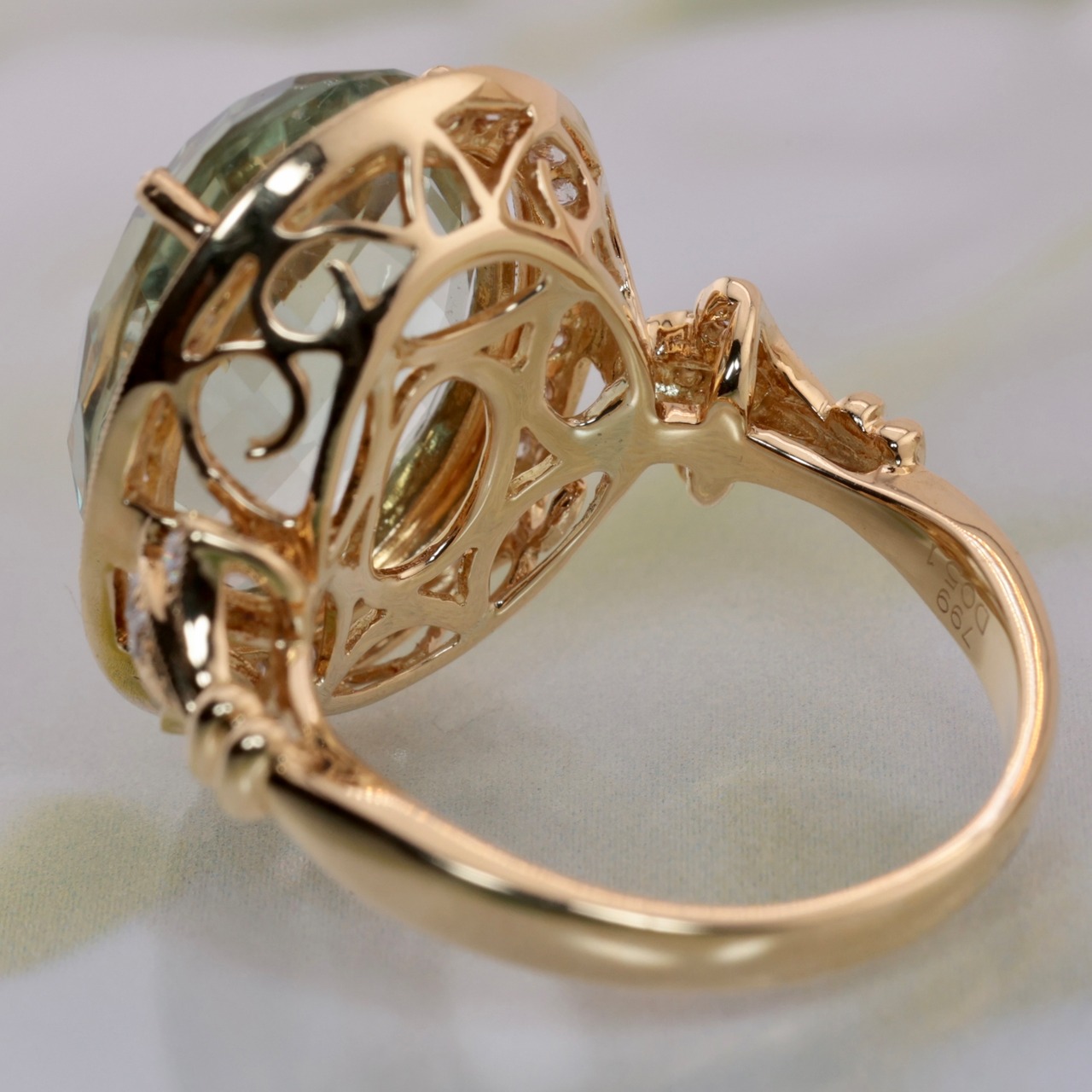 750 YG クォーツ 7.99ct ダイヤモンド 0.51ct リング 18K K18  