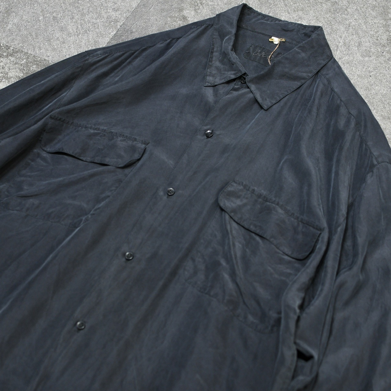 design double pocket black silk shirt