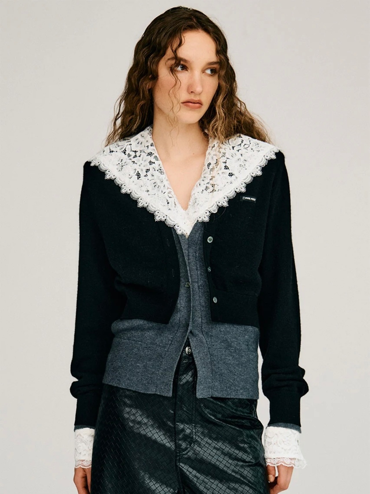 【26AW | WOMEN】PRANK PROJECT プランクプロジェクト / トップス / Yak Blend V-Neck Layered Knit Cardigan. 31262365605 - 1