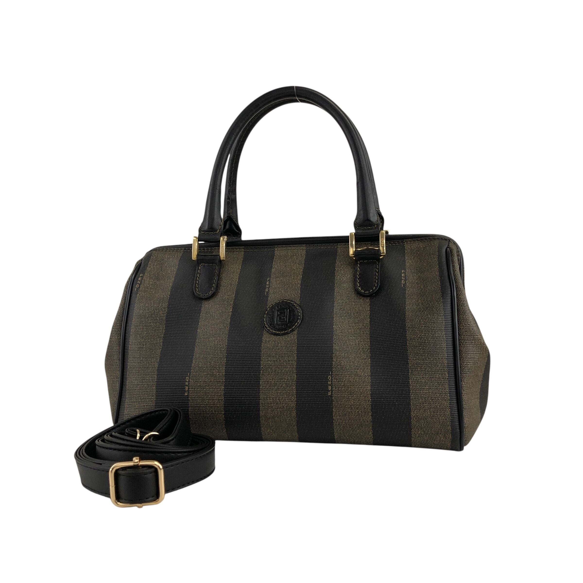 フェンディ FENDI プラスチックロゴ ロゴ 肩掛け ハンドバッグ ヴィンテージ ショルダーバッグ レザー ブラック FENDI フェンディ ショルダーバッグ ブラック ロゴ ミニボストン PVC