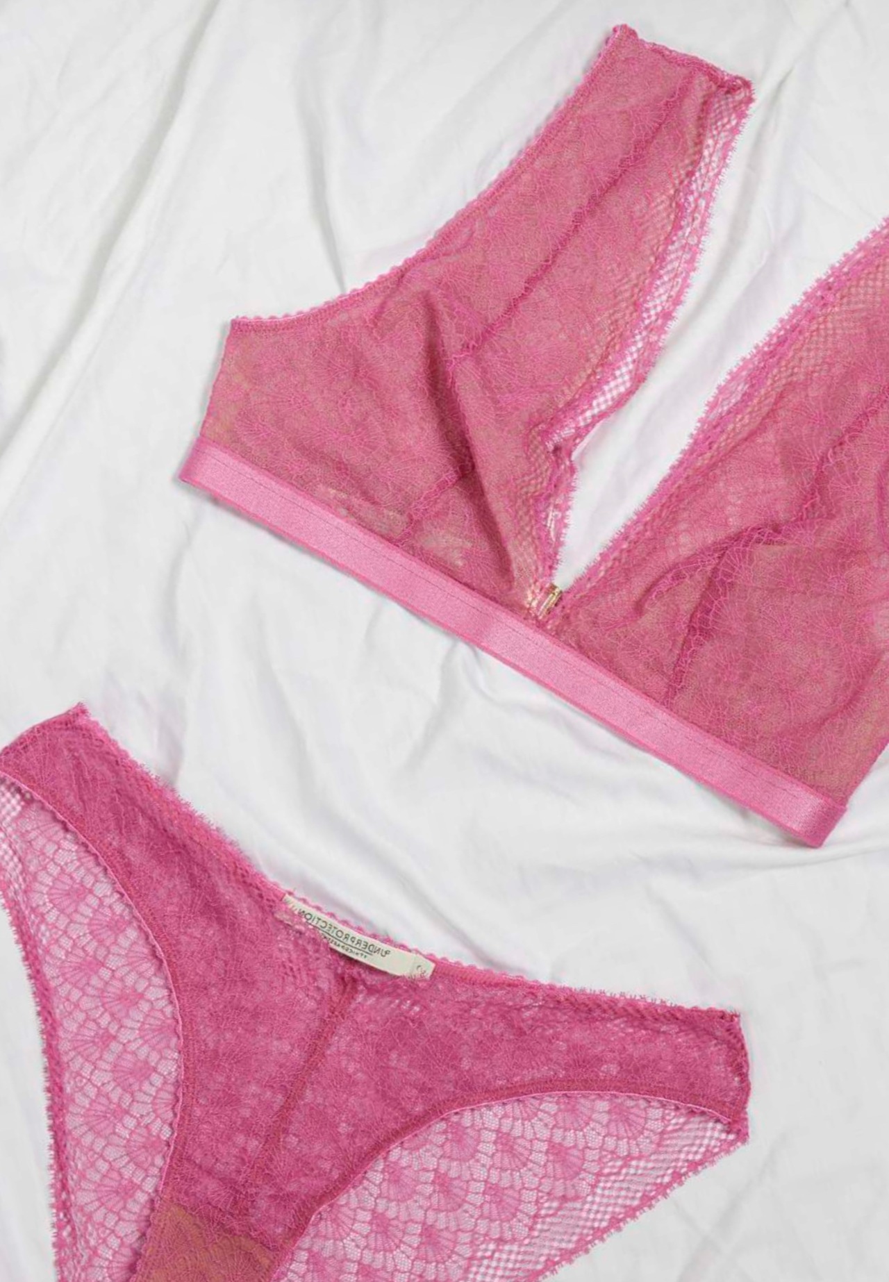 CHRISTY ブラ &ショーツ FUCHSIA Underprotection