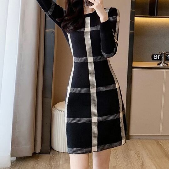 ヴァレンティノ サイズ:S  NB2KC0168BT チェックニットワンピース 中古 BS99 4748eed740c5b2cf62e8cc073d068b