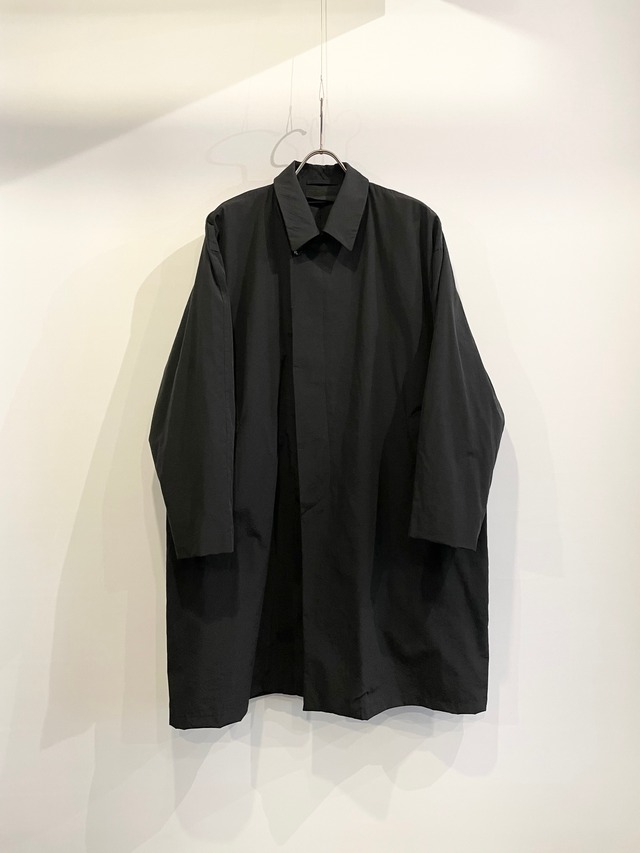 T/f Lv7 loose fit nylon taffeta balmacaan coat - black