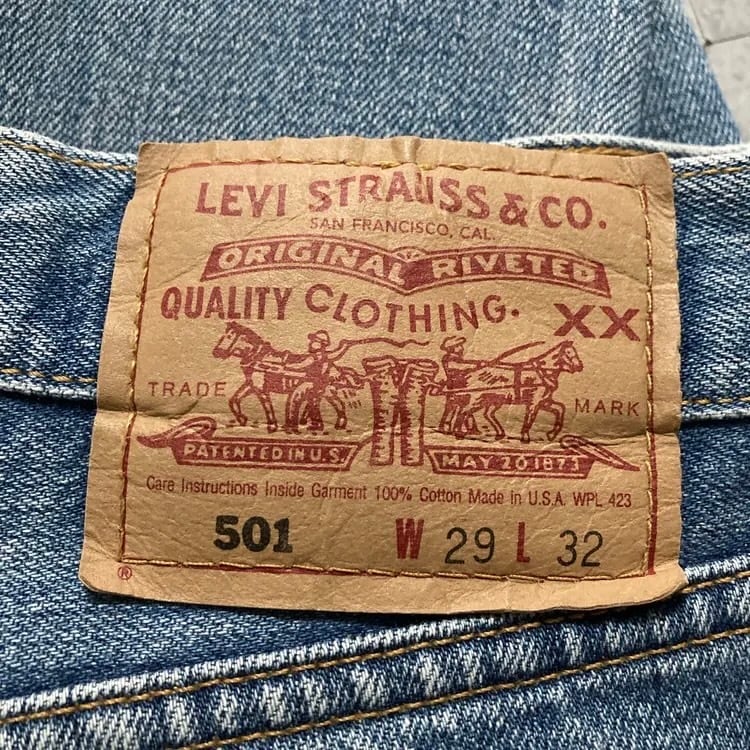 W29 L32】00's US.Levis 501 リーバイス サンベニート工場(553) ボタン