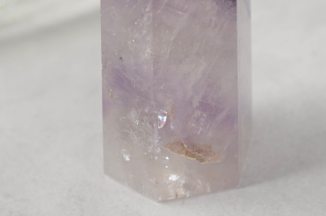 外で働くお母さんを癒やす石４