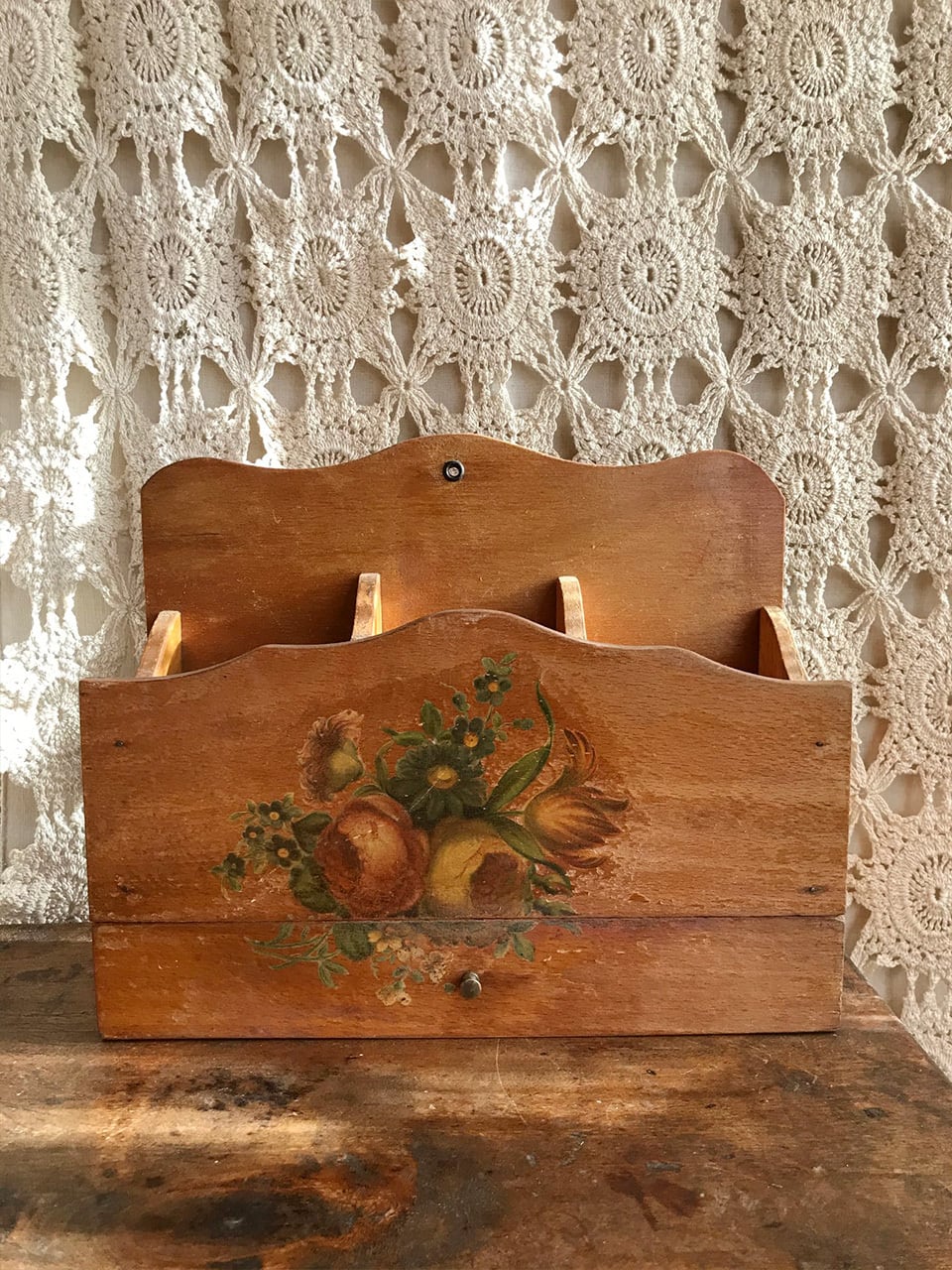 木製 壁つけラック 花のイラスト | Brocante de La Cocotte （フランス