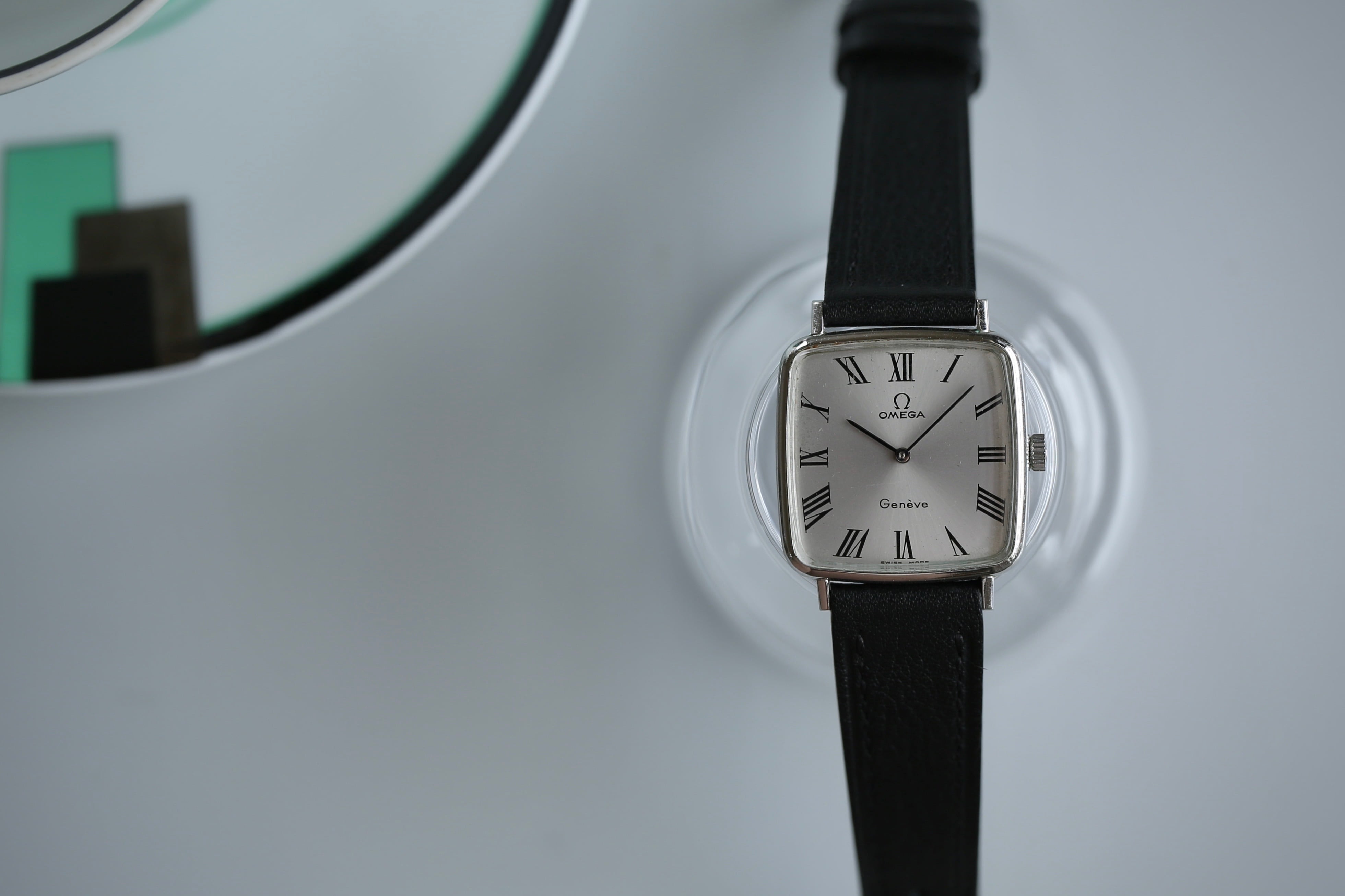 【OMEGA】 1972年製 オメガ 『ジュネーブ スクエア』ローマンインデックス ニードル針 シルバー・サンレイダイヤル 手巻き / Vintagewatch / Geneve / Cal.625