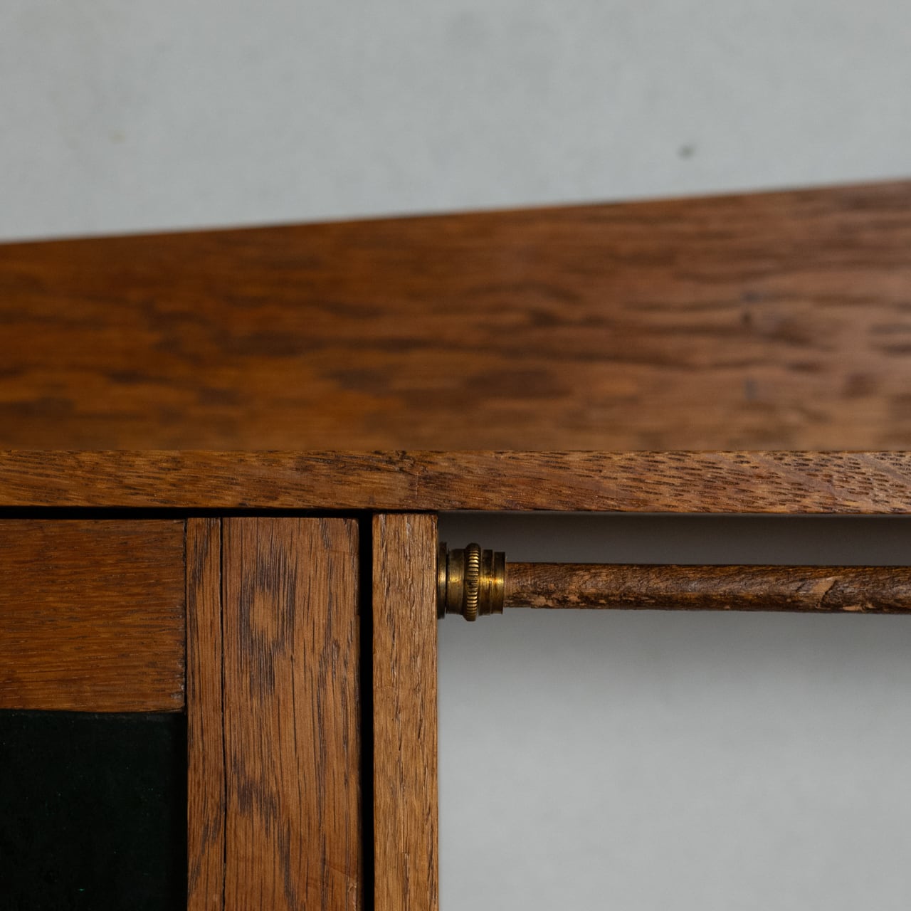 リ*フ様 ヴィンテージ ウォールキャビネット vintagewall cabin Ferm LivingのHazeウォールキャビネット – Really Well Made
