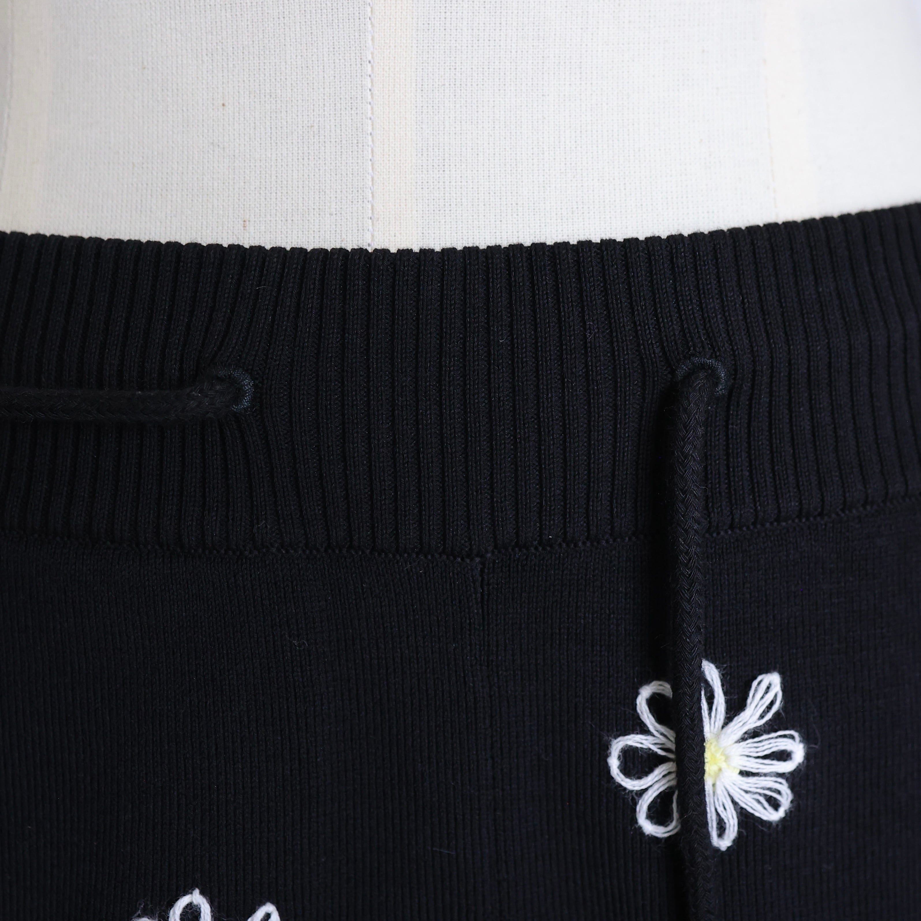 GPTH-301/301a Flower Short Pants | gypsohila
