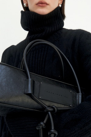 [TREEMINGBIRD] Square String Shoulder Bag [ Black ] 正規品 韓国ブランド 韓国通販 韓国代行 韓国ファッション TRMNGBD tmb TREEMING BIRD 日本 店舗