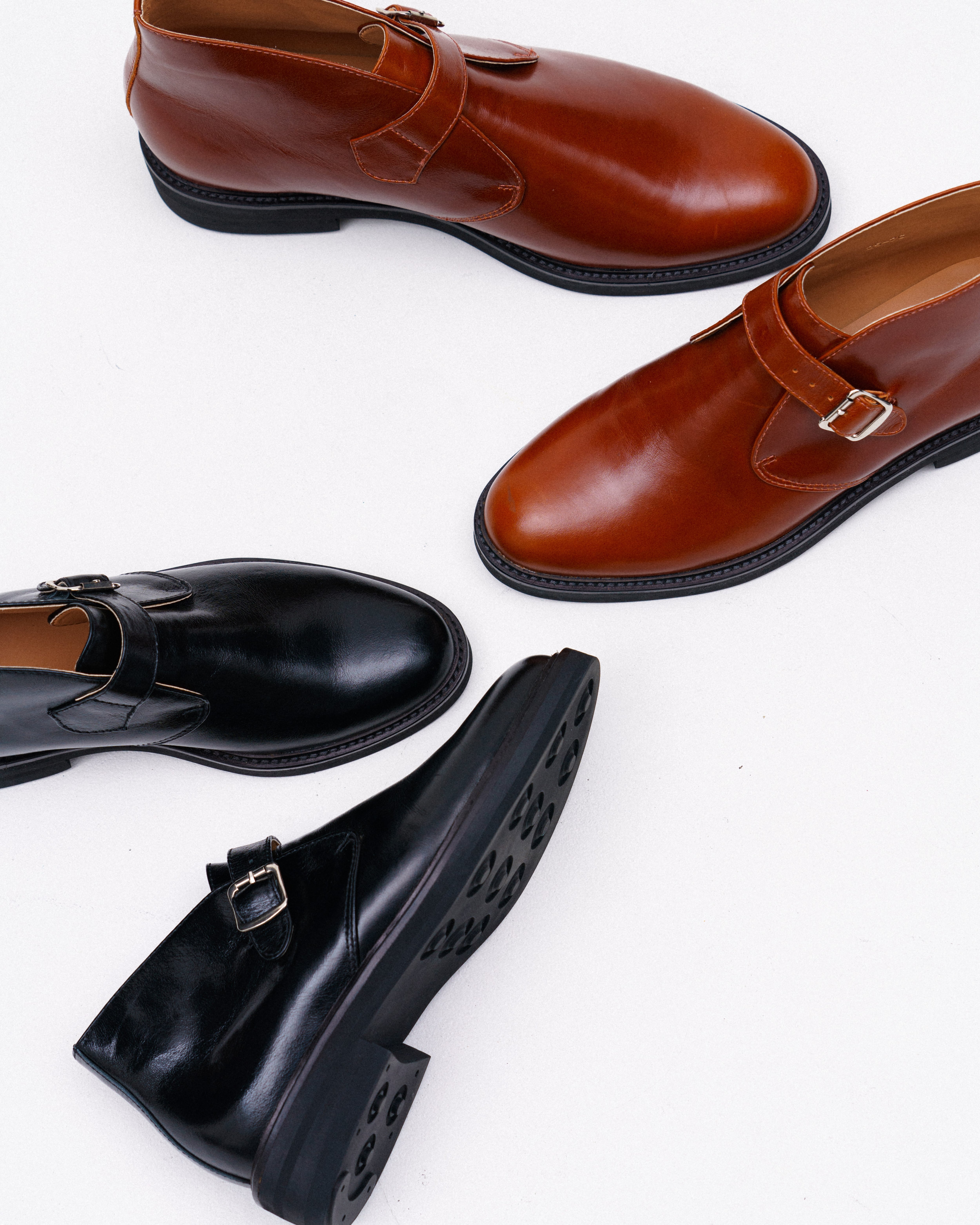 Leather Tap Shoes / Black | AMBERGLEAM Leather Tap Shoes / Black | AMBERGLEAM