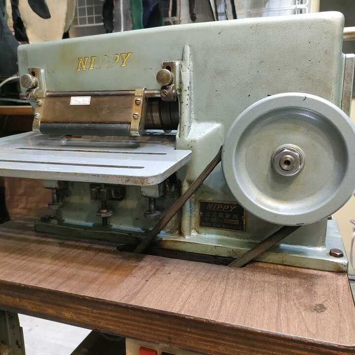中古】NIPPY細革裁断機（スリッター）※全国配送対応可能 | and leather
