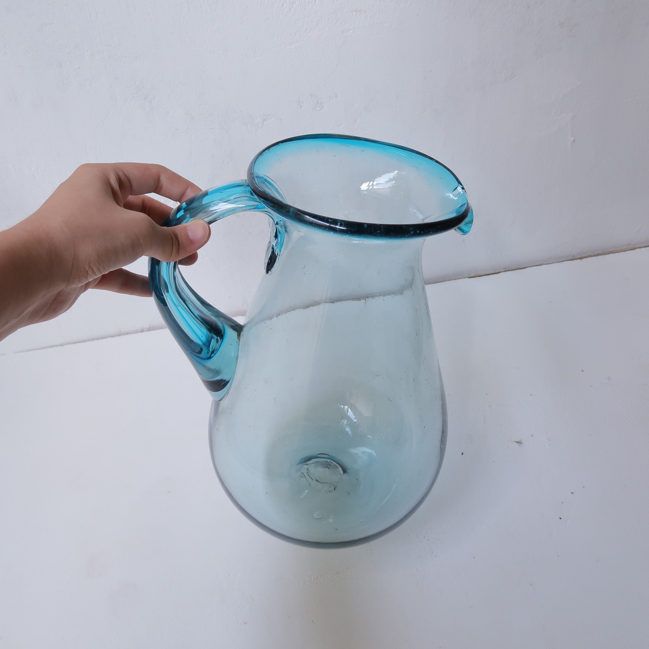 大ぶりのガラスピッチャー