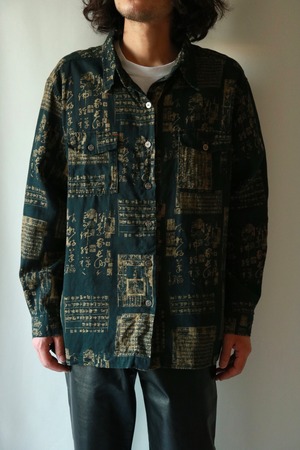 Vintage language pattern shirt