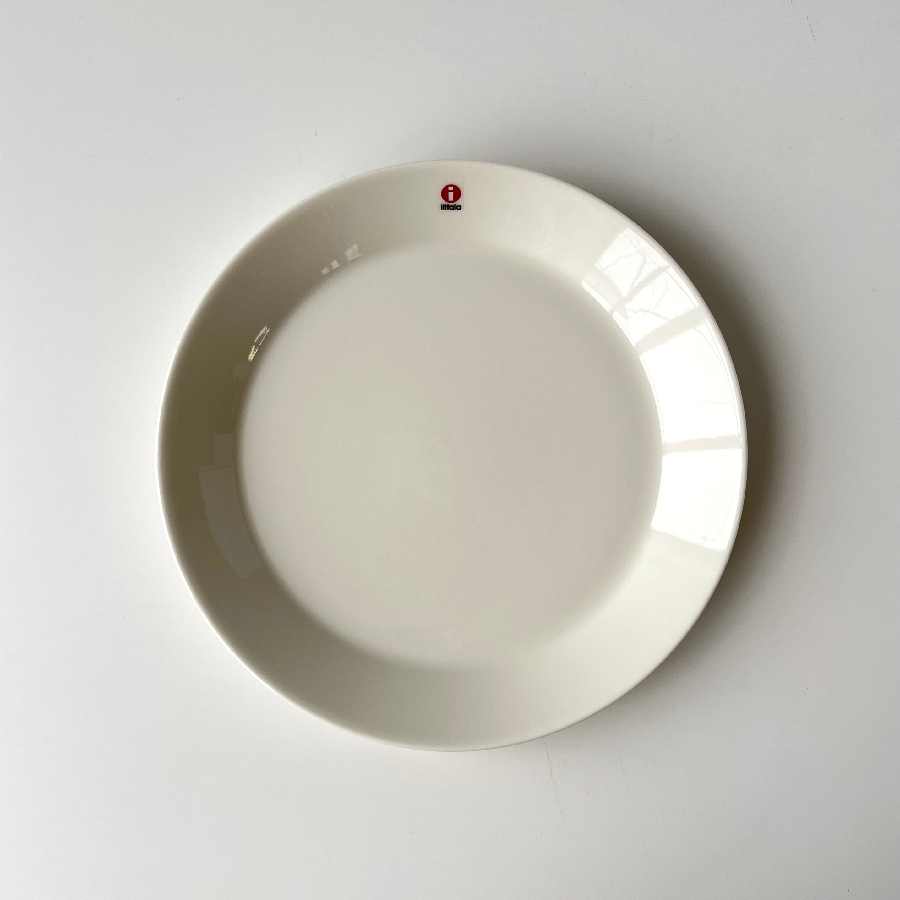 iittala Teema 正規品 イッタラ ティーマ プレート 23cm ホワイト 北欧食器