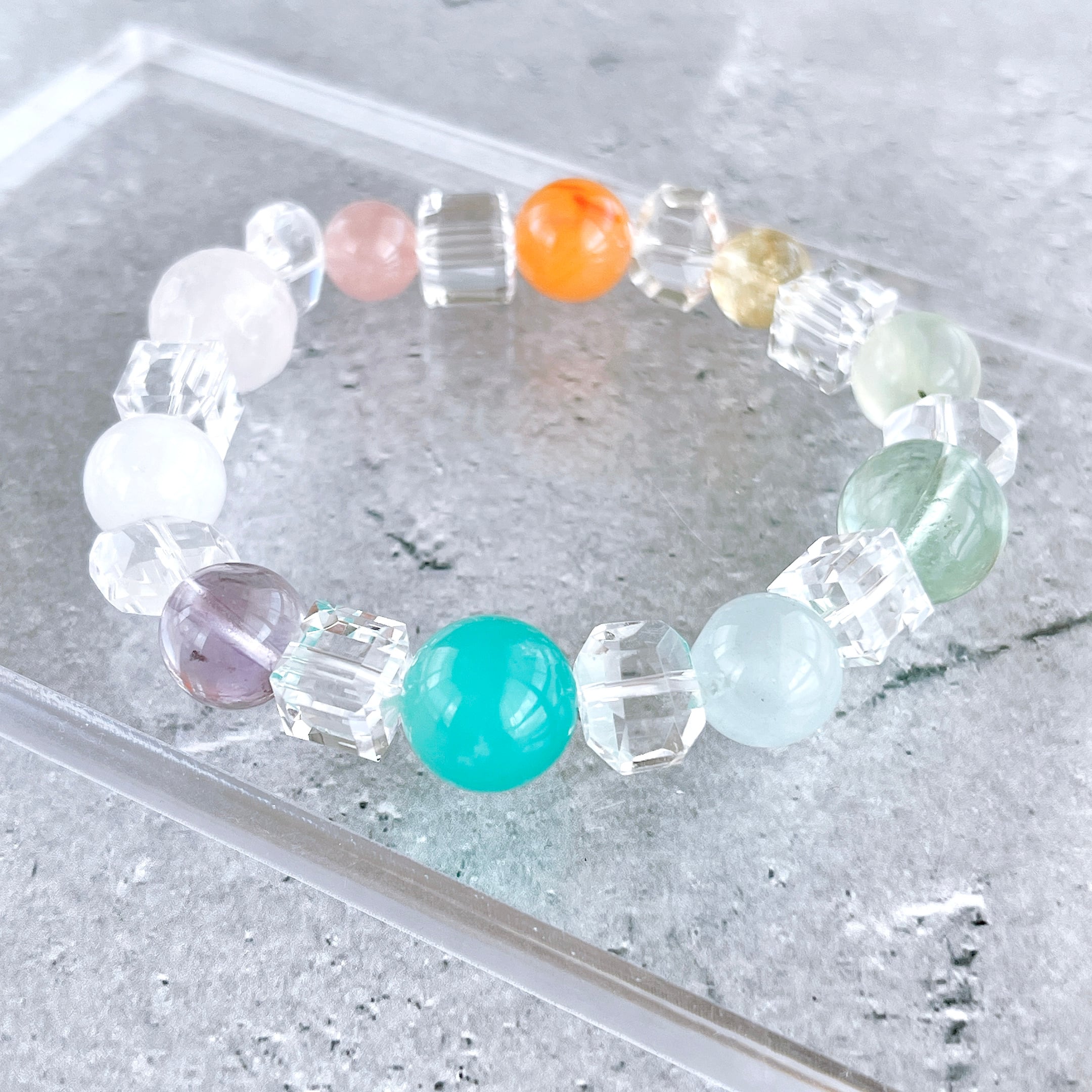 レインボーブレスレット✧丸玉タイプ・虹のブレスレット | ✧ Starry