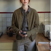 Duveteux Crew Neck Knit Cardigan F0819