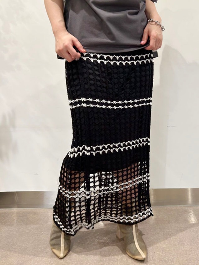 メッシュ編みボーダースカート［Color:ブラック］通常価格¥10,450→¥6,600