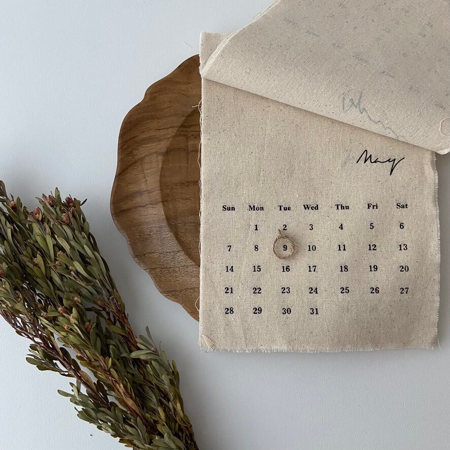 送料無料 】2023布カレンダー | Pay ID