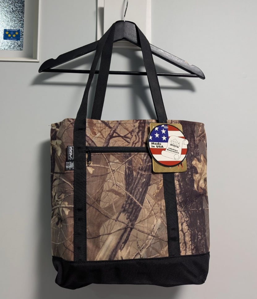 BBC dead stock!! ❝ big bag❞ bomber tote bag tree camo 小岩店