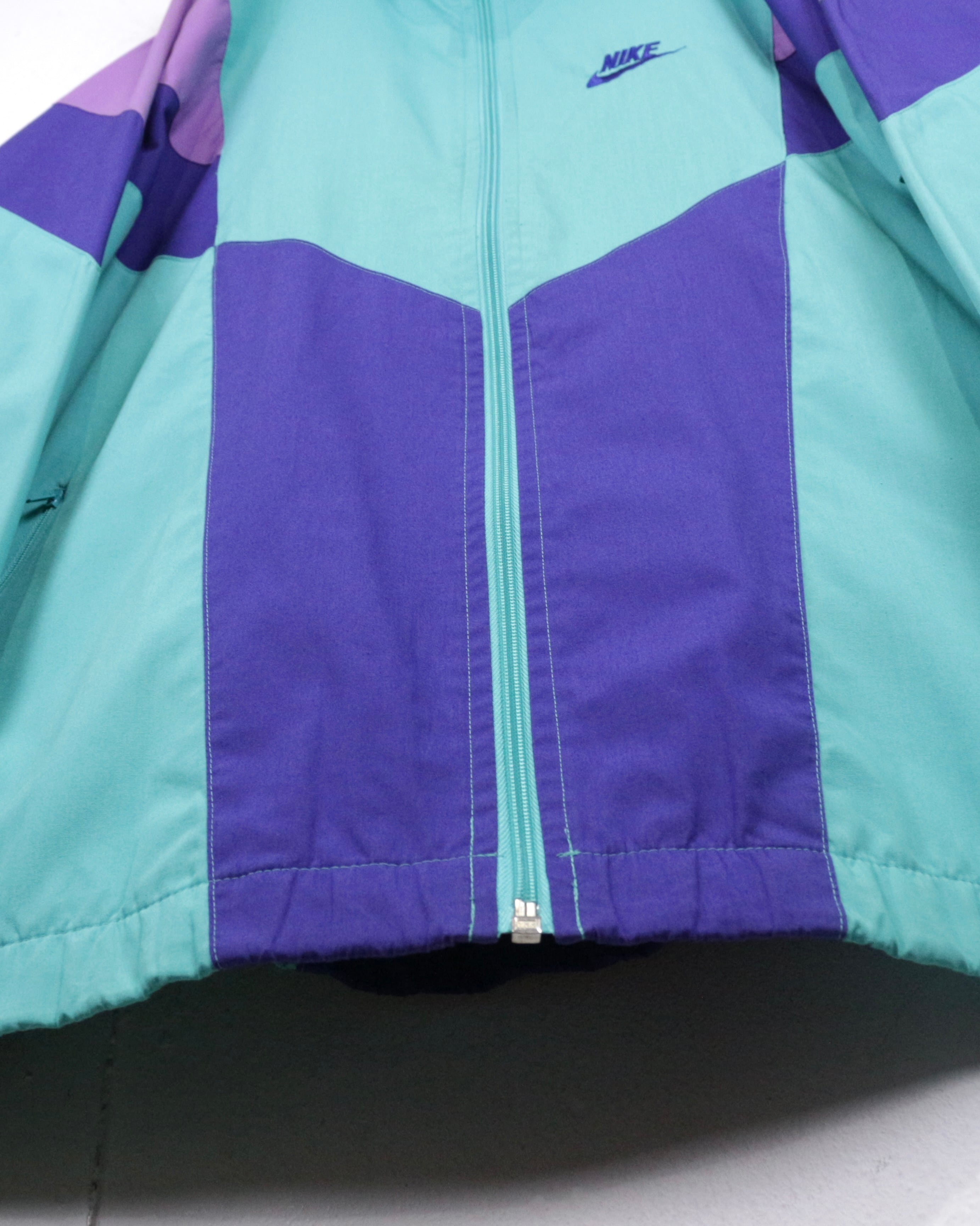 Caka act2】90's “NIKE” Vintage Loose Nylon Track Jacket | Caka