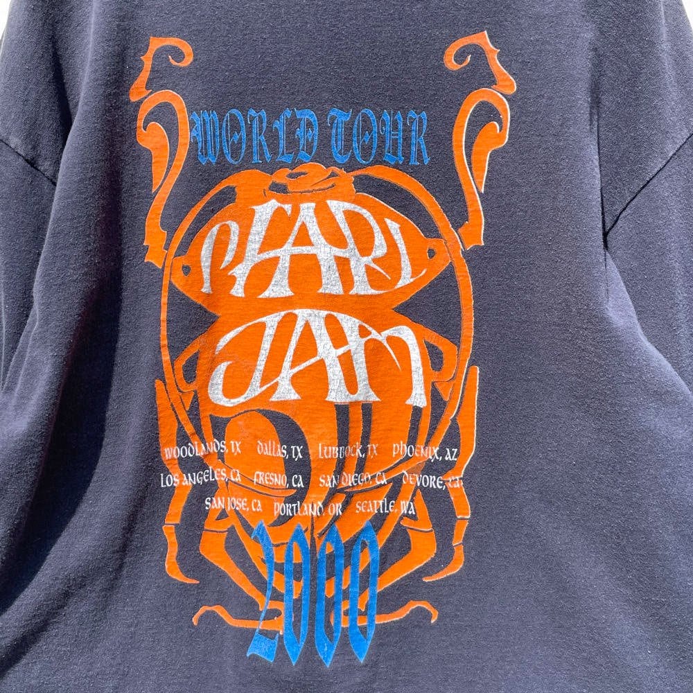 PEARL JAM] Vintage L/S World Tour T-shirt [2000s] The World Tour T