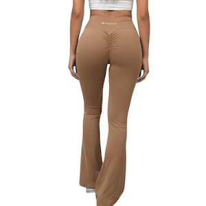 美尻フレアパンツ サンドカラー