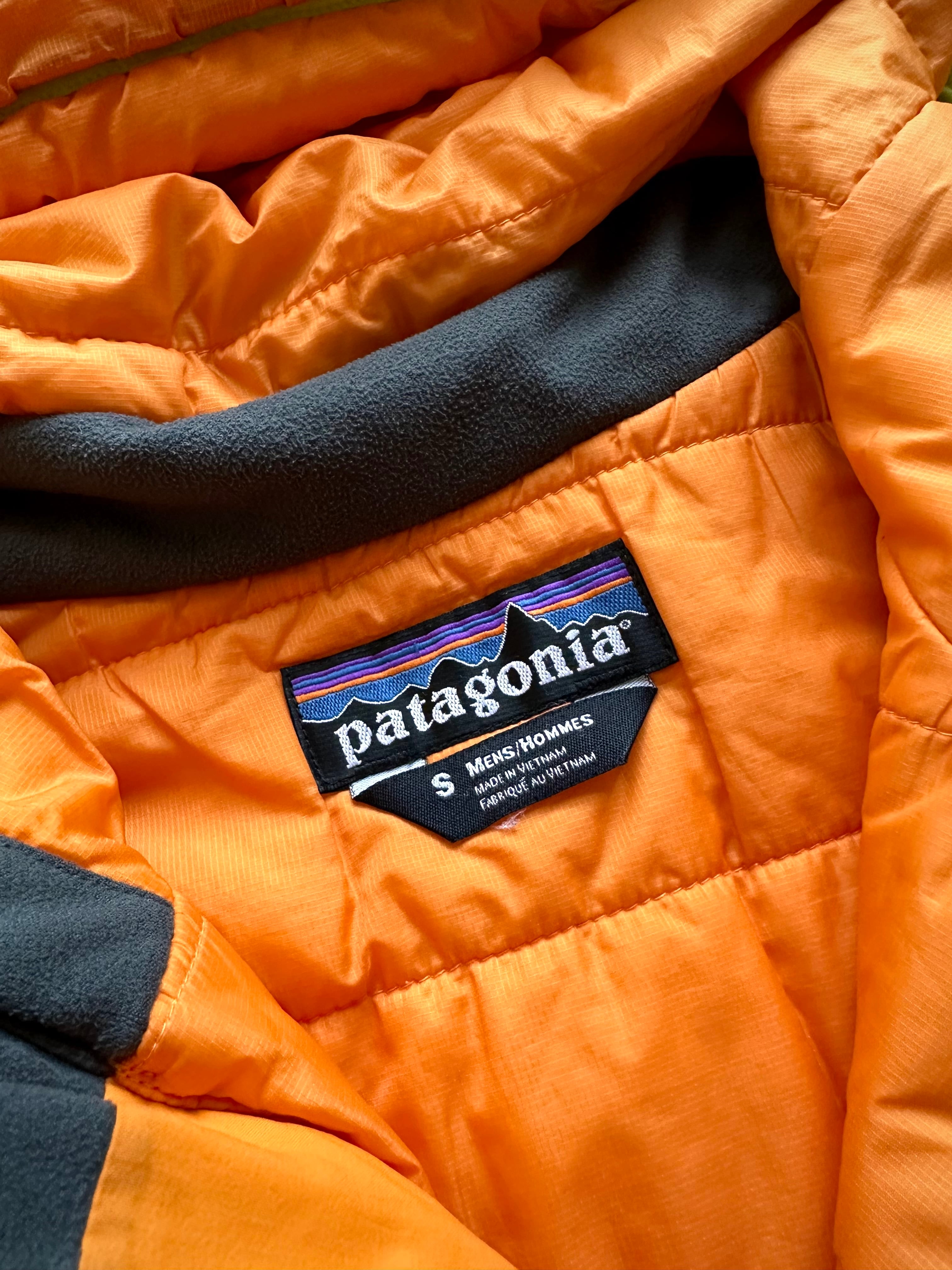 FA11 “ PATAGONIA ” WINTER SUN HOODY PRIMALOFT JACKET FA11 “ PATAGONIA ” WINTER SUN HOODY PRIMALOFT JACKET