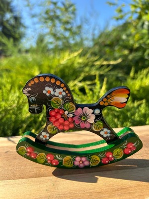 ペトリキフカ塗り　木製トイホース　（ホメンコ作）
