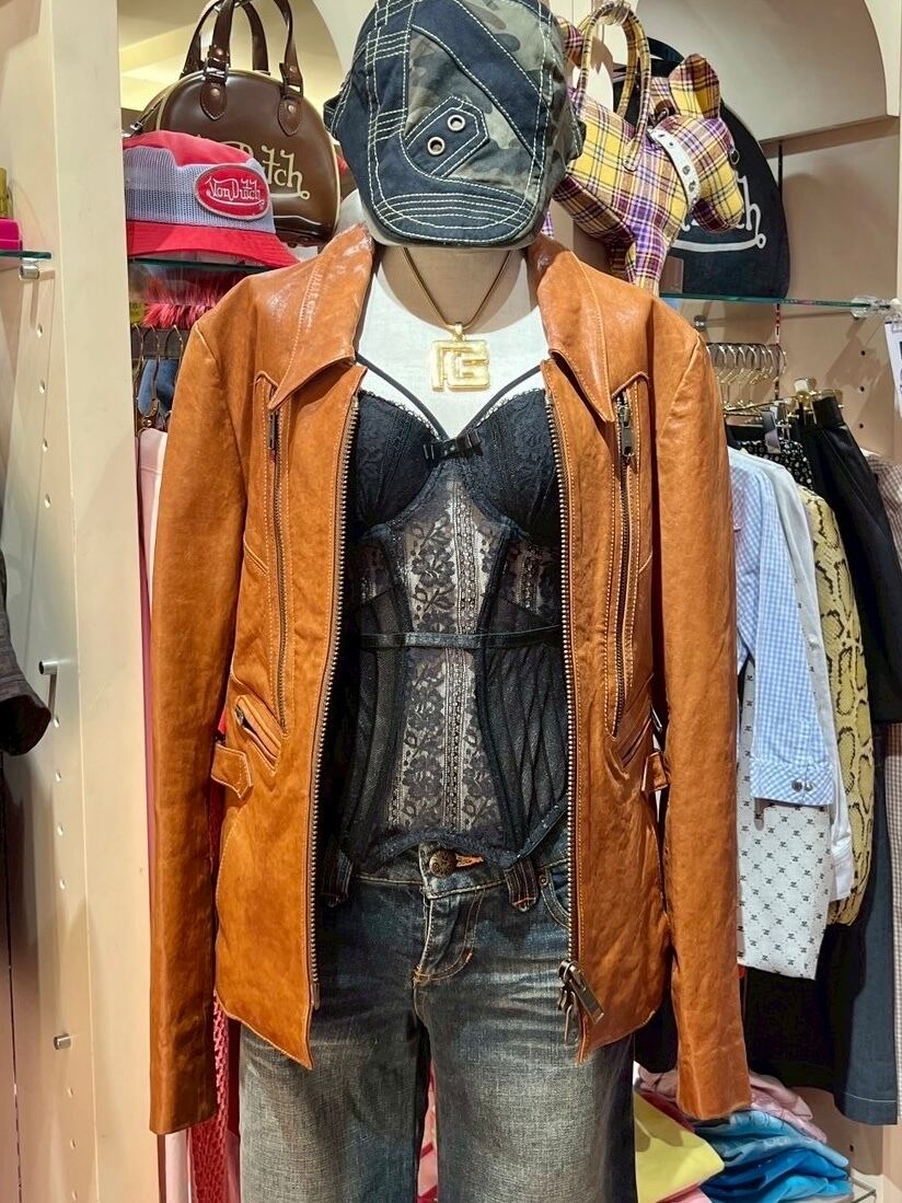 VINTAGE | TSUKI BOUTIQUE