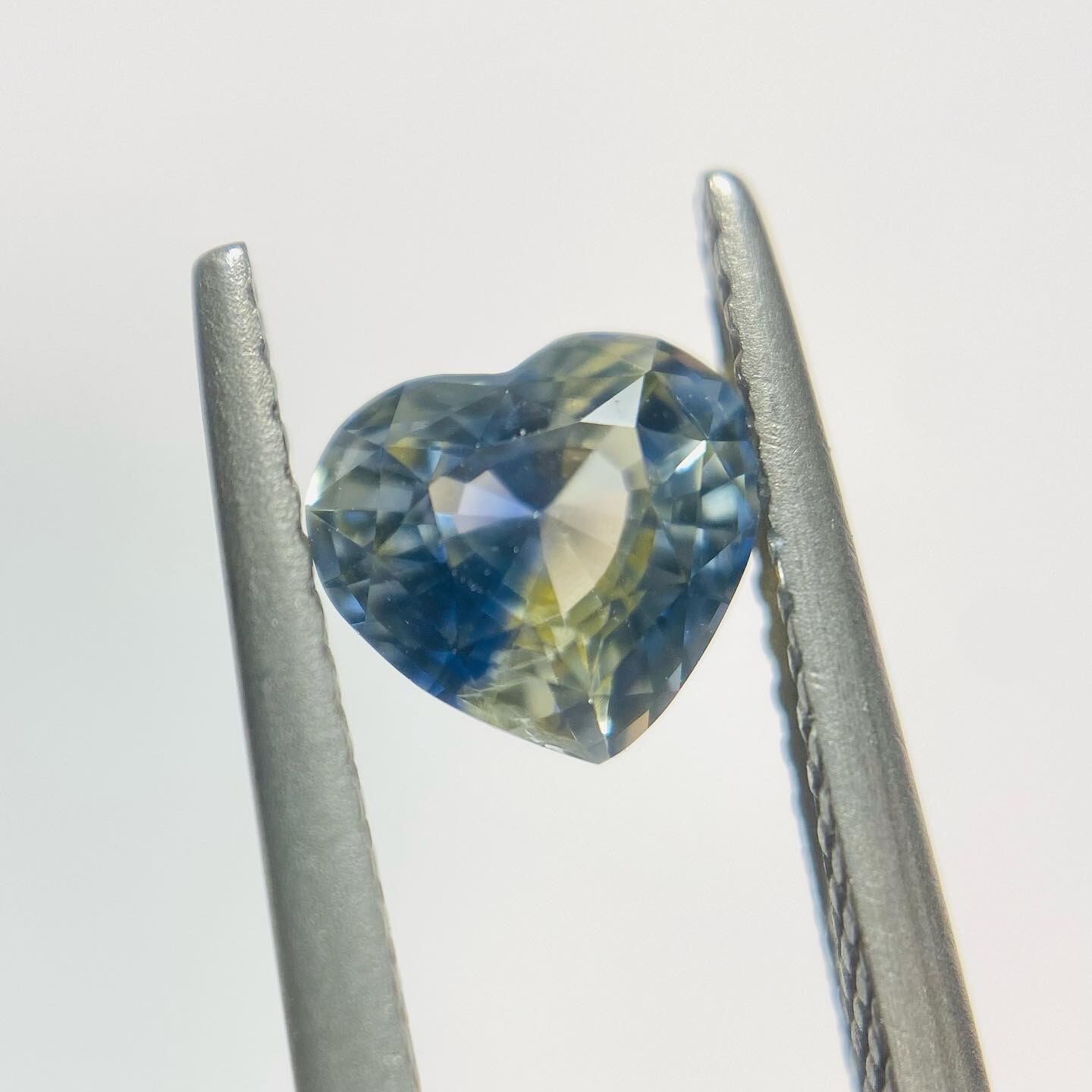 love and peace サファイア