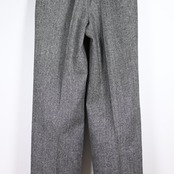 INTERIM / INDIA WOOL CLASSIC HERRINGBONE WITH LEATHER PIPING 2-TUCK STRAIGHT SLACKS