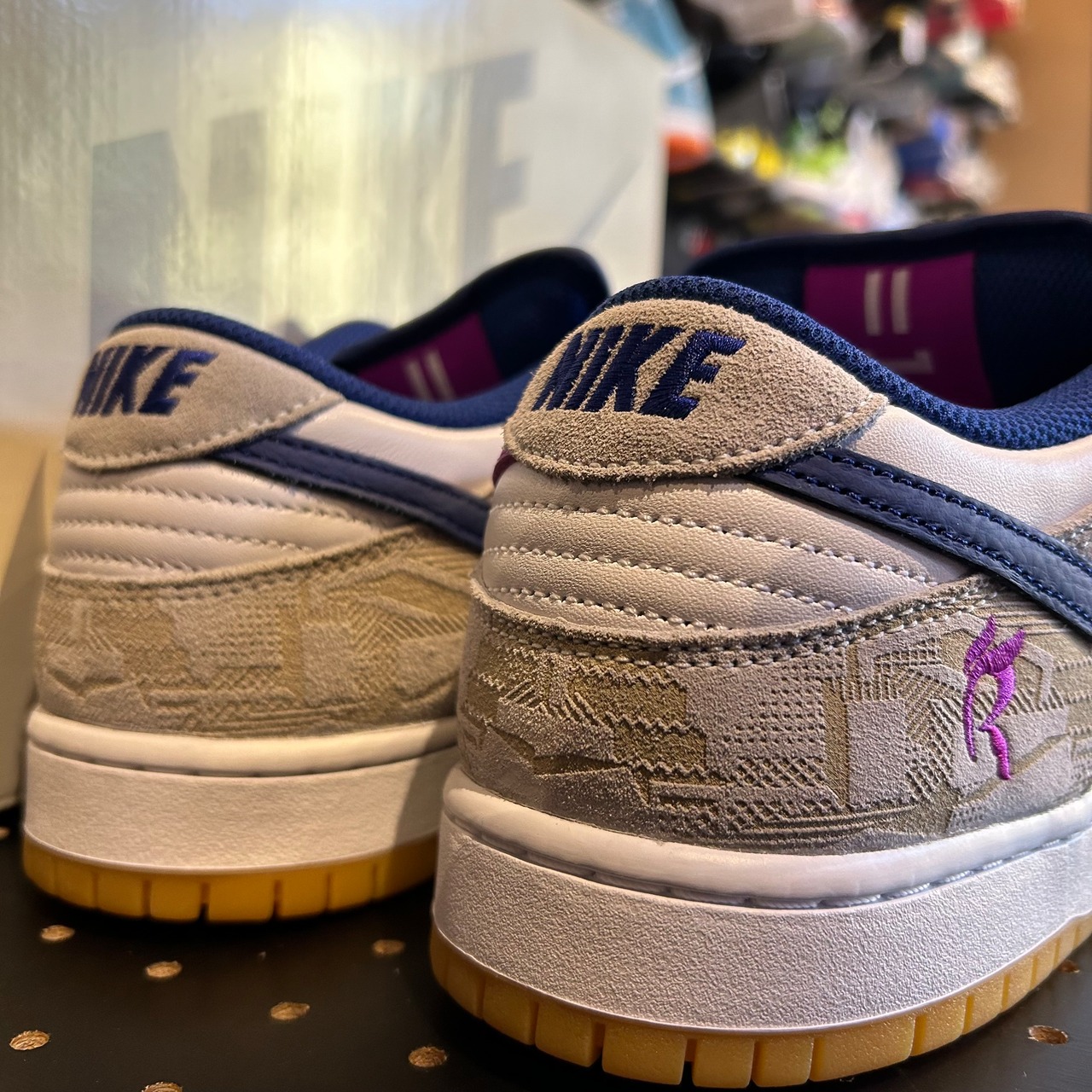 Rayssa Leal × Nike SB Dunk Low PRM "Pure Platinum and Vivid Purple" US10.5/28.5cm