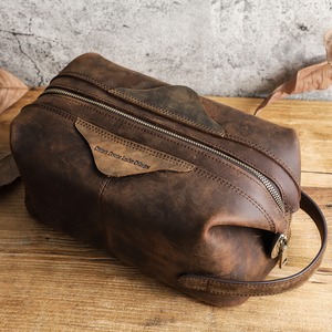 Square Genuine Leather Travel Pouch Bag / 本革 スクエア レザー トラベル ポーチ バッグ