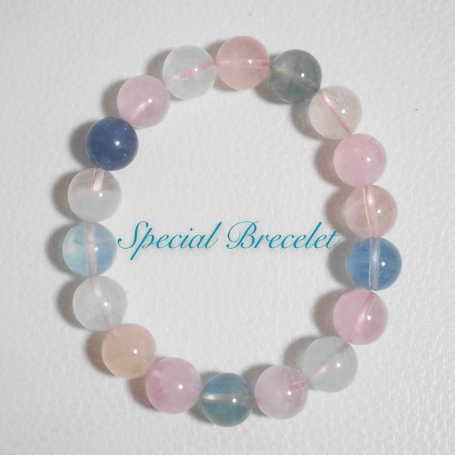 (C)２０２６年開運ブレスレット ～ミックスベリルクォーツ・ブレスレット（宝石鑑別書付き）～