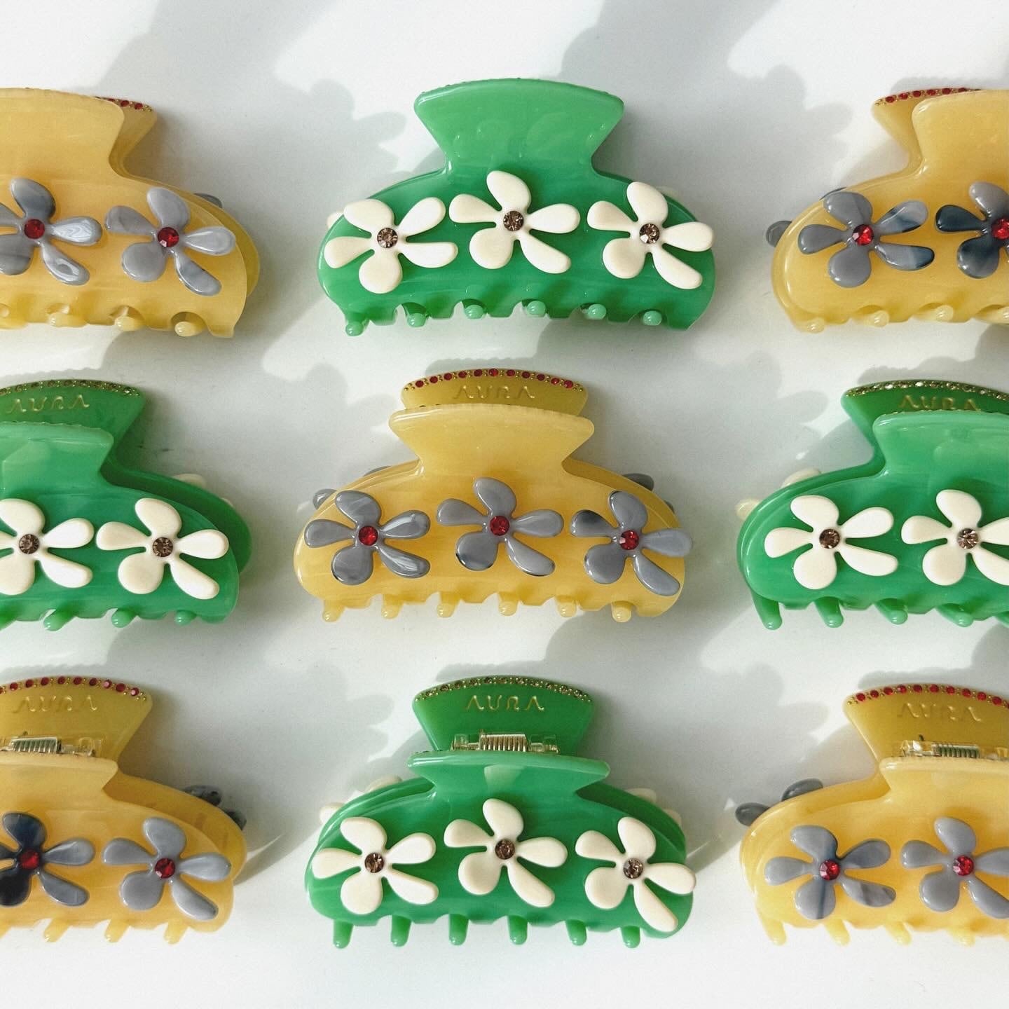 ヘアクリップ AURA アウラ 🍜〰︎🍜〰︎