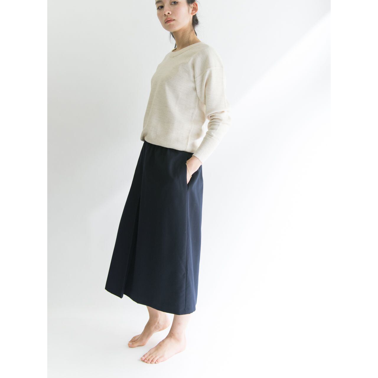Midi length front pleat skirt（ミディ丈フロントプリーツスカート）2c
