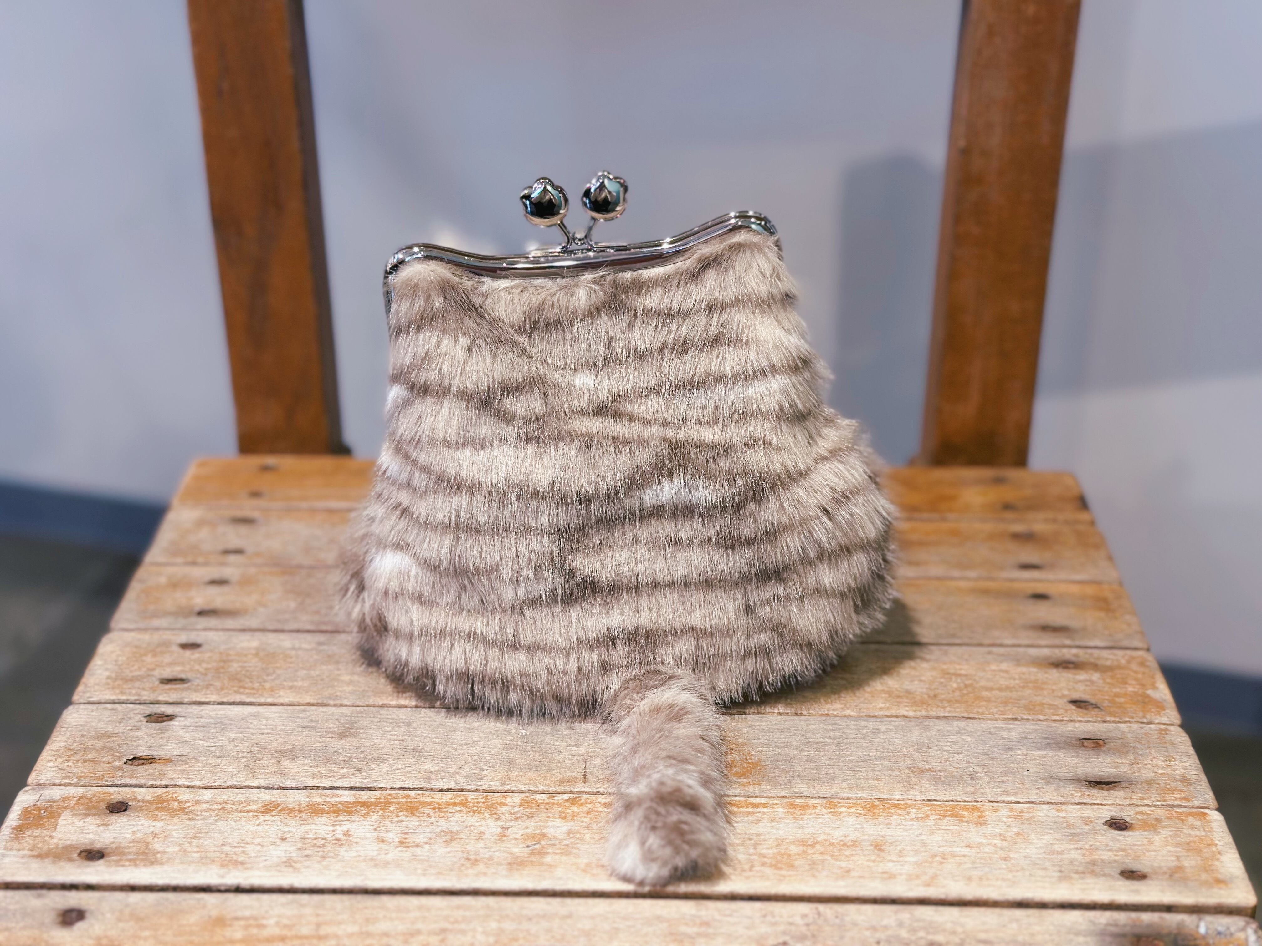 【家猫派】しっぽ付き!こだわりキジトラがま口ポーチ