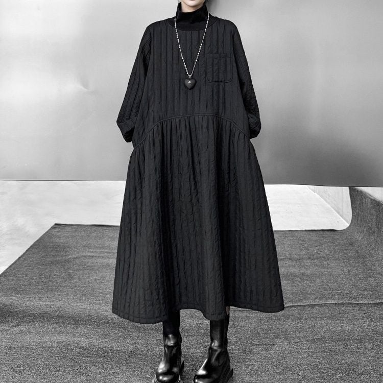 BLACK HIGH NECK A-LINE LONG QUILTING DRESS 1color M-15347