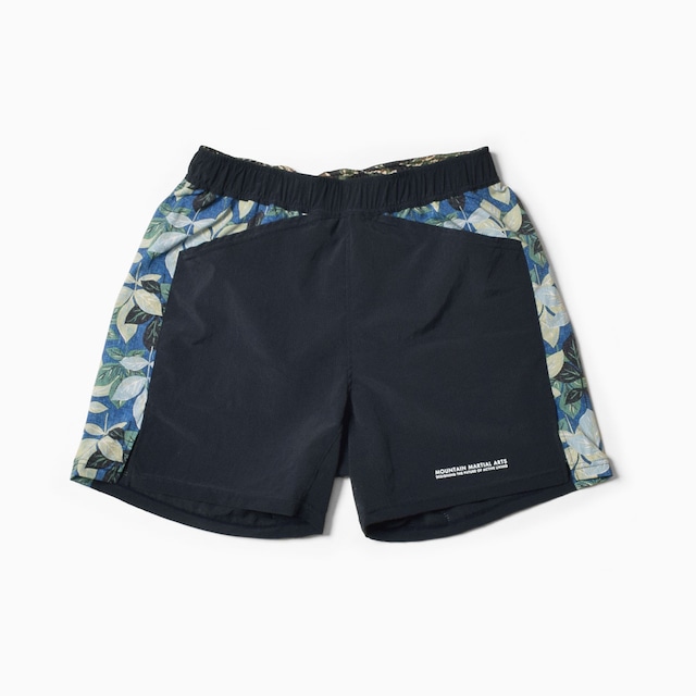 MMA(マウンテンマーシャルアーツ) MMA Side Graphic Run Shorts -Navy ユニセックス ランニングショーツ MMA(マウンテンマーシャルアーツ) MMA Side Graphic Run Shorts -Navy ユニセックス ランニングショーツ