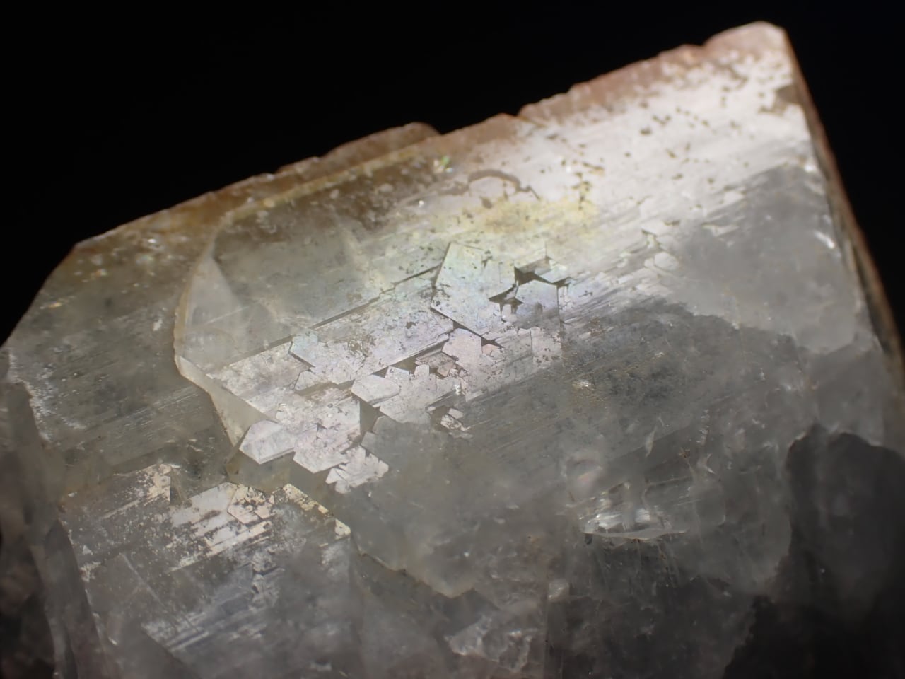 ユタ州産 セレスタイト/Celestite 原石 A-CLT068 | 鉱物・天然石のお店