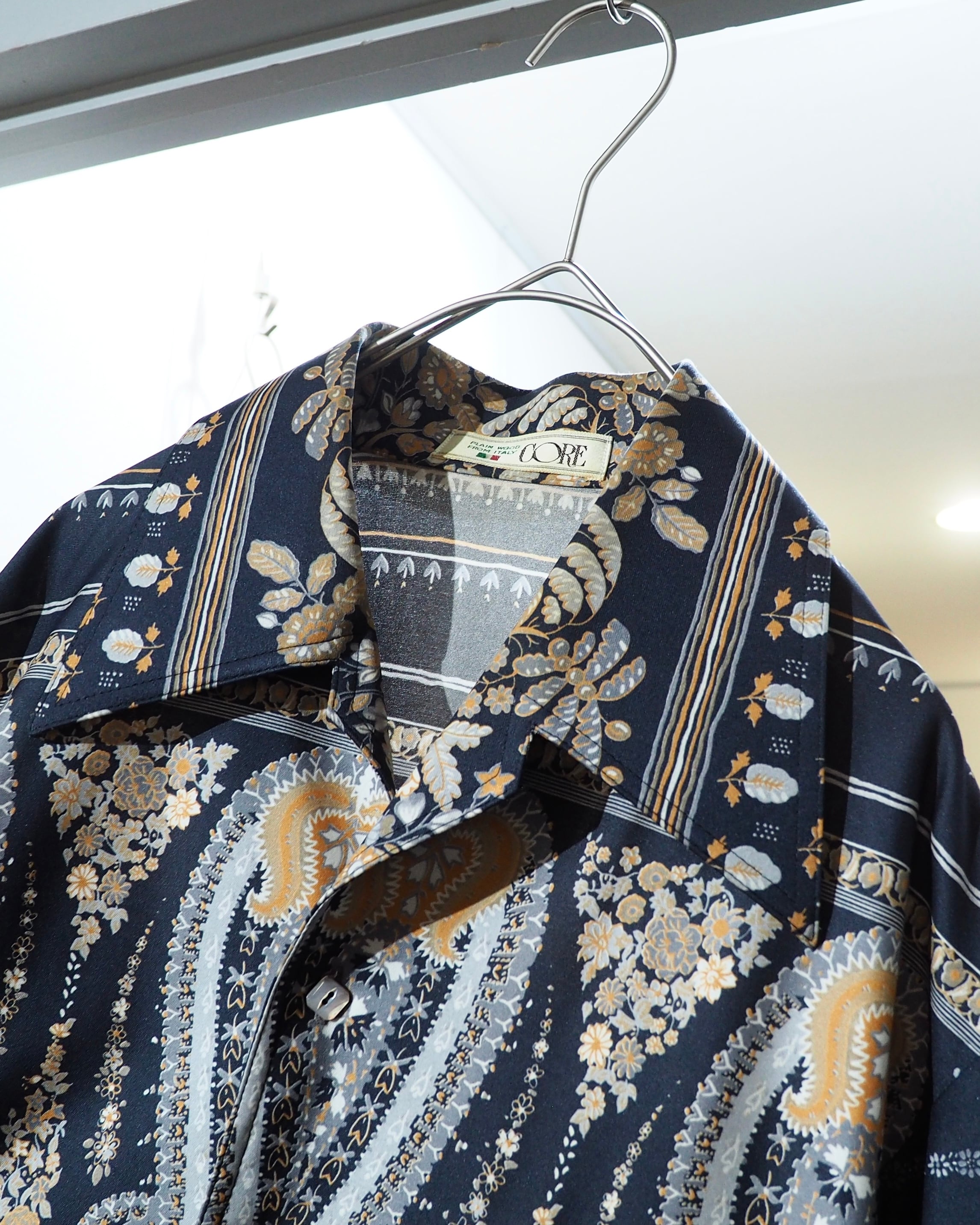 1970 - 80s Beautiful Flower × Paisley Pattern vintage Open collar shirt