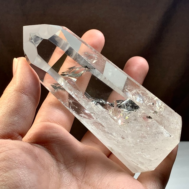 6.トカンティンス州産・アイリス水晶ポイント