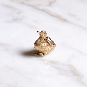 antique 10ct gold charm “duck”