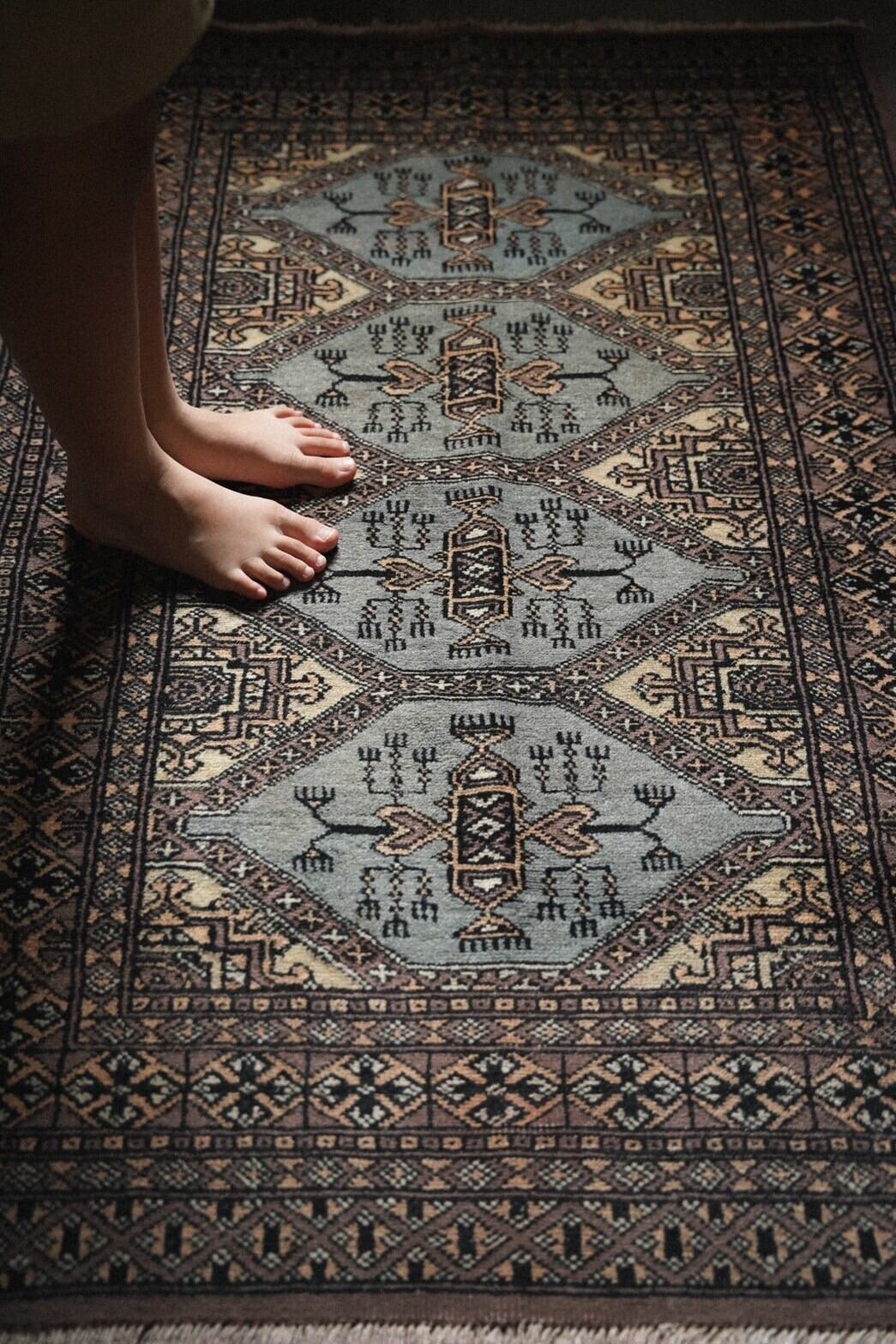 1379-Vintage Pakistan rug