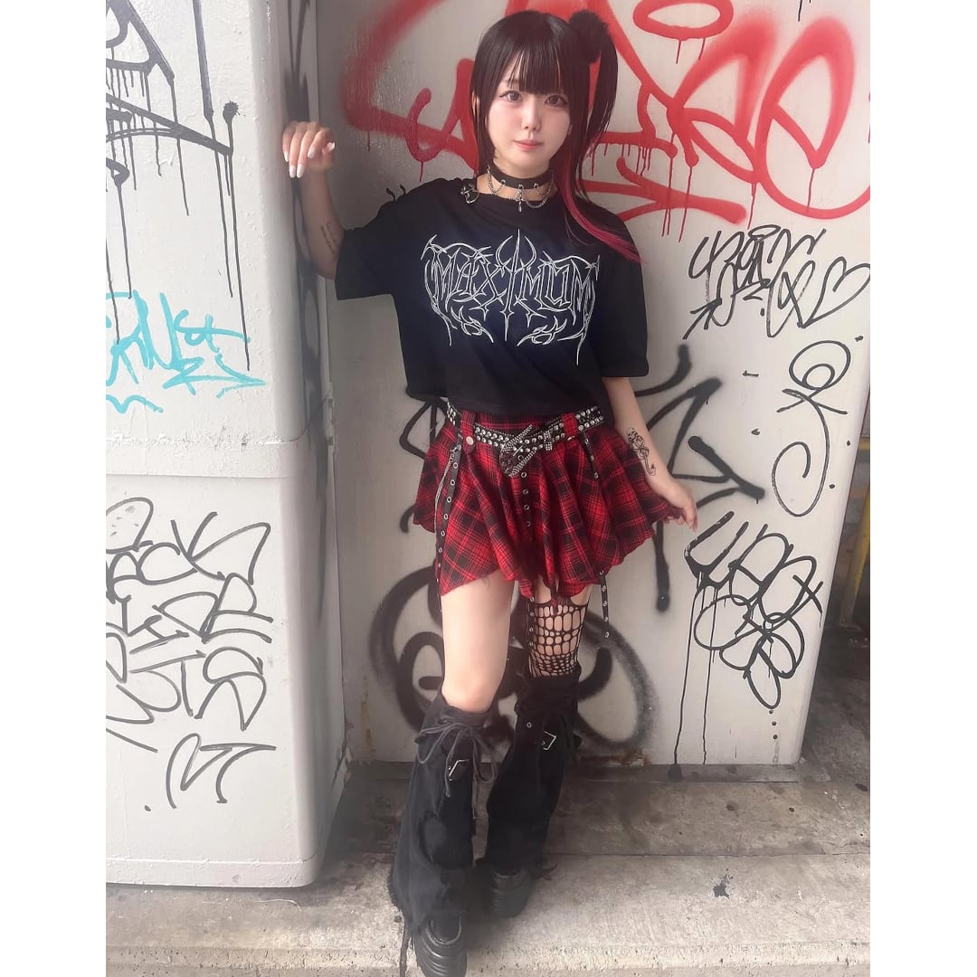 ネックピアス☆ロゴクロップドTシャツ | VOLCAN&APHRODITE 公式通販